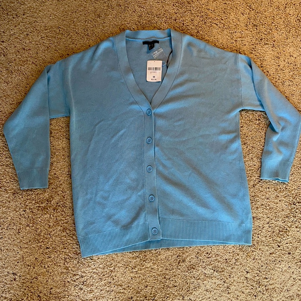 Forever 21 Light blue sweater/cardigan